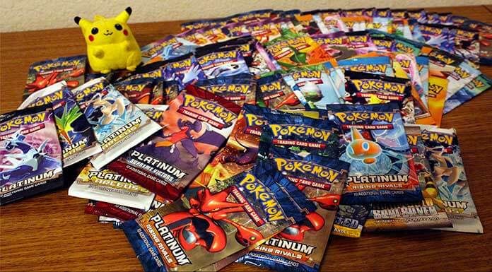 Pokemon Cofanetto Giugno 2015 Gioco Carte Collezionabili - Versione Francese Con 1 Carta Promo E 4 Booster